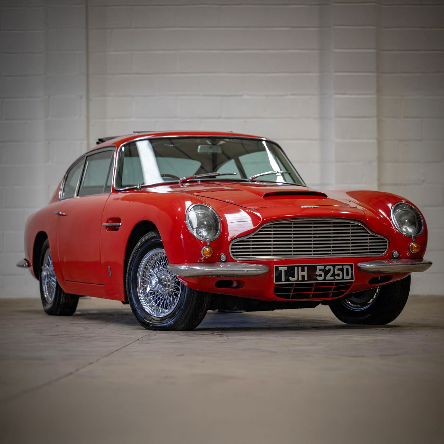 1966 Aston Martin DB6 Vantage