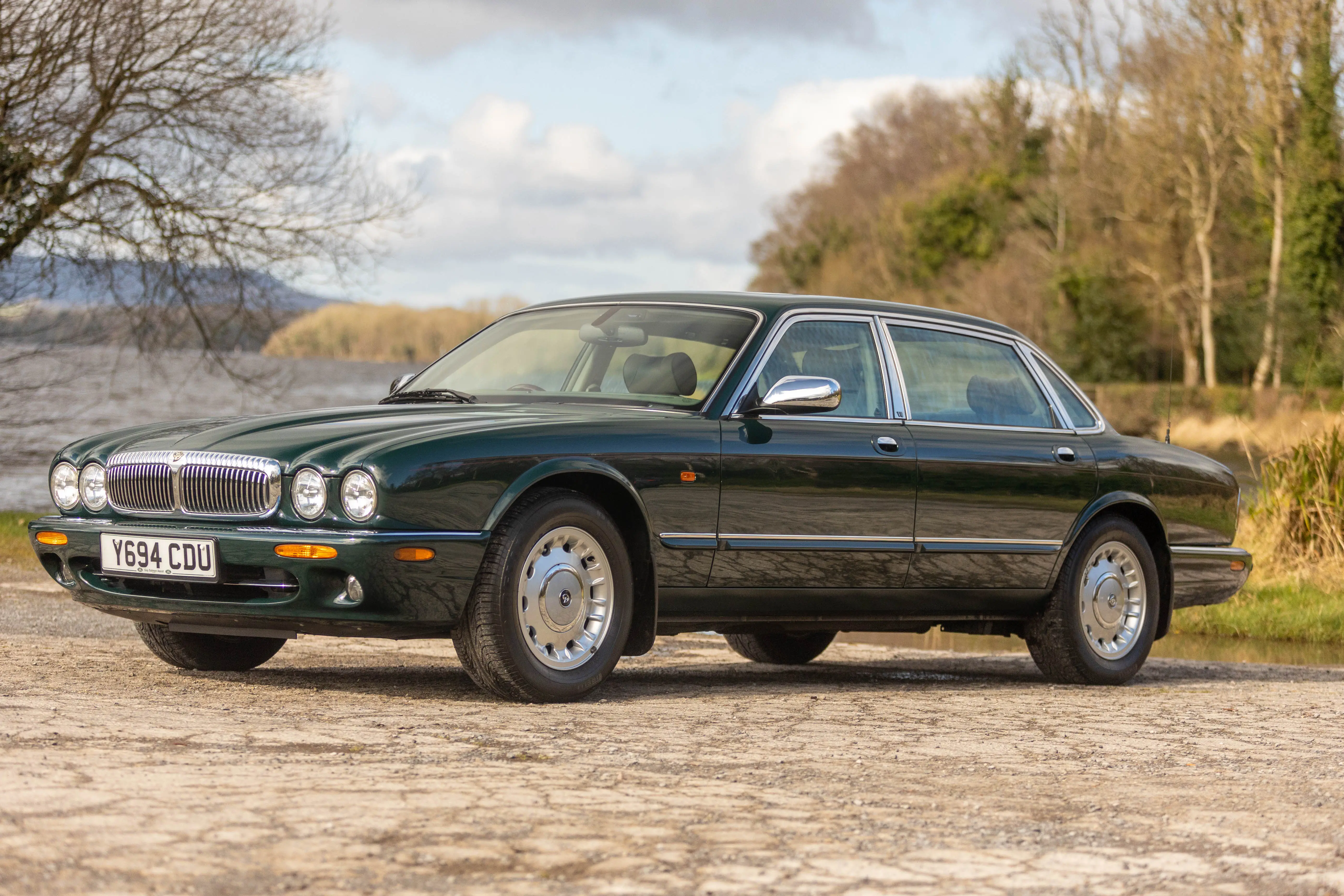 2001 Daimler Majestic 4.0 V8 LWB